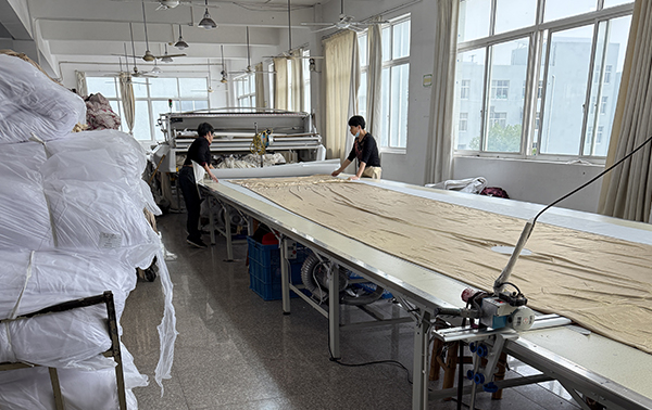 3-Fabric-Cutting